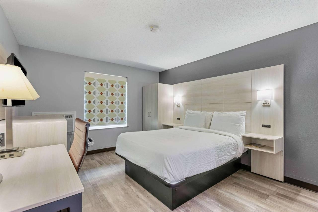 Days Inn By Wyndham Savannah Gateway I-95 ジョージタウン エクステリア 写真